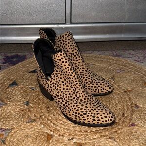 Stylish Tan Leopard Print Ankle Booties